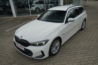 BMW 330 e M-Sport Touring PHEV