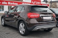 Mercedes-Benz GLA 200 Standard