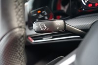 VW Golf VIII Variant 2.0 R-Line DSG