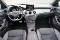 Mercedes-Benz CLA 200 AMG Line