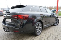 Toyota Avensis 1.6 D Kombi 4D