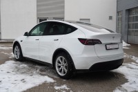 Tesla Model Y Basis RWD