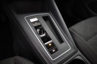 VW Golf VIII Variant Life eTSI DSG