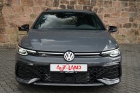 VW Golf VIII Variant 1.5 eTSI R-Line DSG