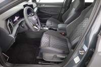 VW Golf VIII Variant 1.5 eTSI R-Line DSG