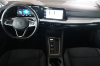 VW Golf VIII Variant eTSI