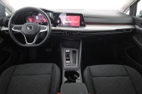 VW Golf VIII Variant 1.5 eTSI DSG Life