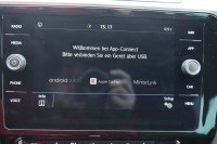 VW Passat Variant 1.5 TSI DSG R-Line