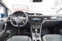 VW Touran 1.5 TSI DSG R-line