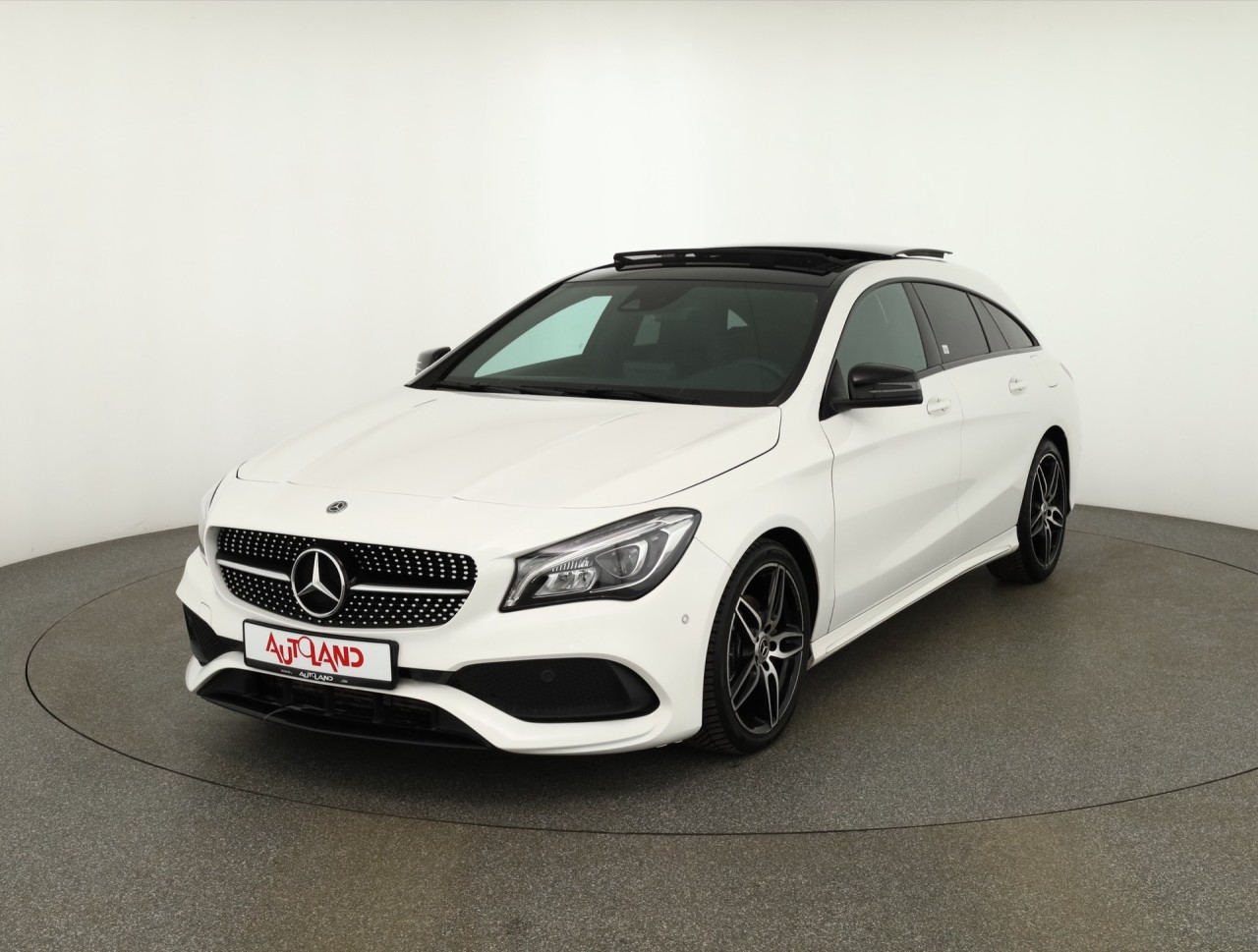 Mercedes-Benz CLA 200 Shooting Brake AMG Line