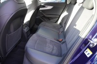 Audi A4 Quattro Avant 40 quattro S-Line