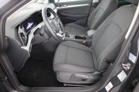 VW Golf VIII Variant 1.0 TSI