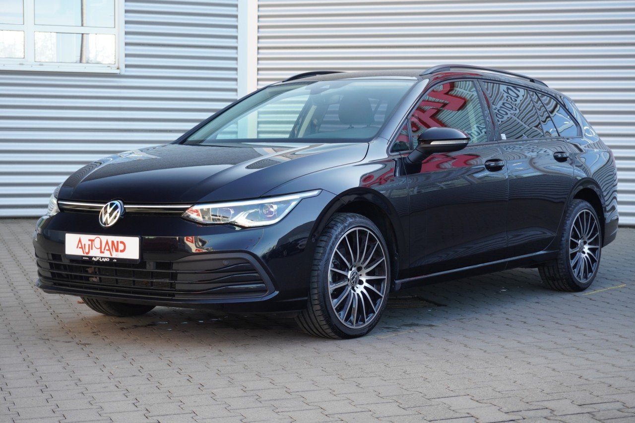 VW Golf VIII Variant Life eTSI