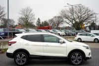 Nissan Qashqai 1.3 DIG-T DCT Zama Pano