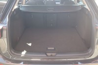 VW Golf VIII Variant 1.5 eTSI DSG Life