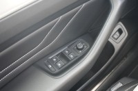 VW Passat Variant 1.5 TSI Elegance