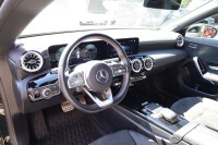 Mercedes-Benz CLA 200 AMG Line