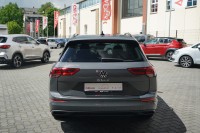 VW Golf VIII Variant 1.0 TSI
