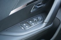 Peugeot 2008 1.2 M-Hybrid Allure Aut.