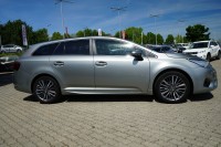 Toyota Avensis Touring 1.8 Premium