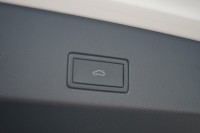 VW Golf VIII Variant 1.5 TSI R-Line