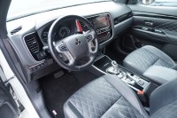 Mitsubishi Outlander 2.4 PHEV Intro Edition 4WD