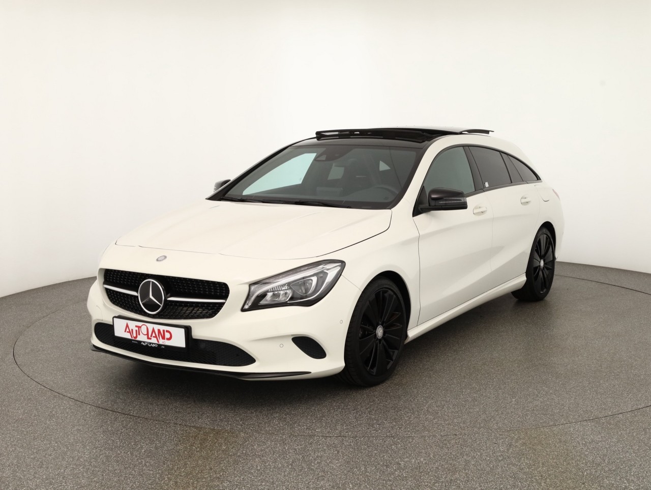 Mercedes-Benz Shooting Brake CLA 180