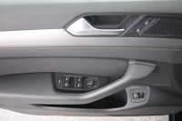 VW Passat Variant 2.0 TDI DSG Conceptline