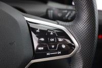 VW Golf VIII 1.5 TSI R-Line