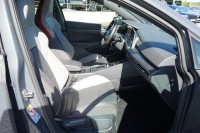 VW Golf VIII 2.0 GTI DSG