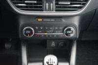 Ford Kuga 2.0 M-Hybrid Cool & Connect