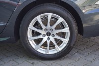 Audi A4 Quattro Avant 40 2.0 TDI quattro advanced