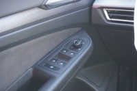 VW Golf VIII Variant 1.5 eTSI R-Line