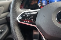 VW Golf VIII Variant 2.0 R-Line DSG