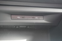 VW Golf VIII Variant 1.0 TSI