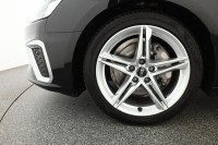 Audi A4 Avant 40 TDI S-line