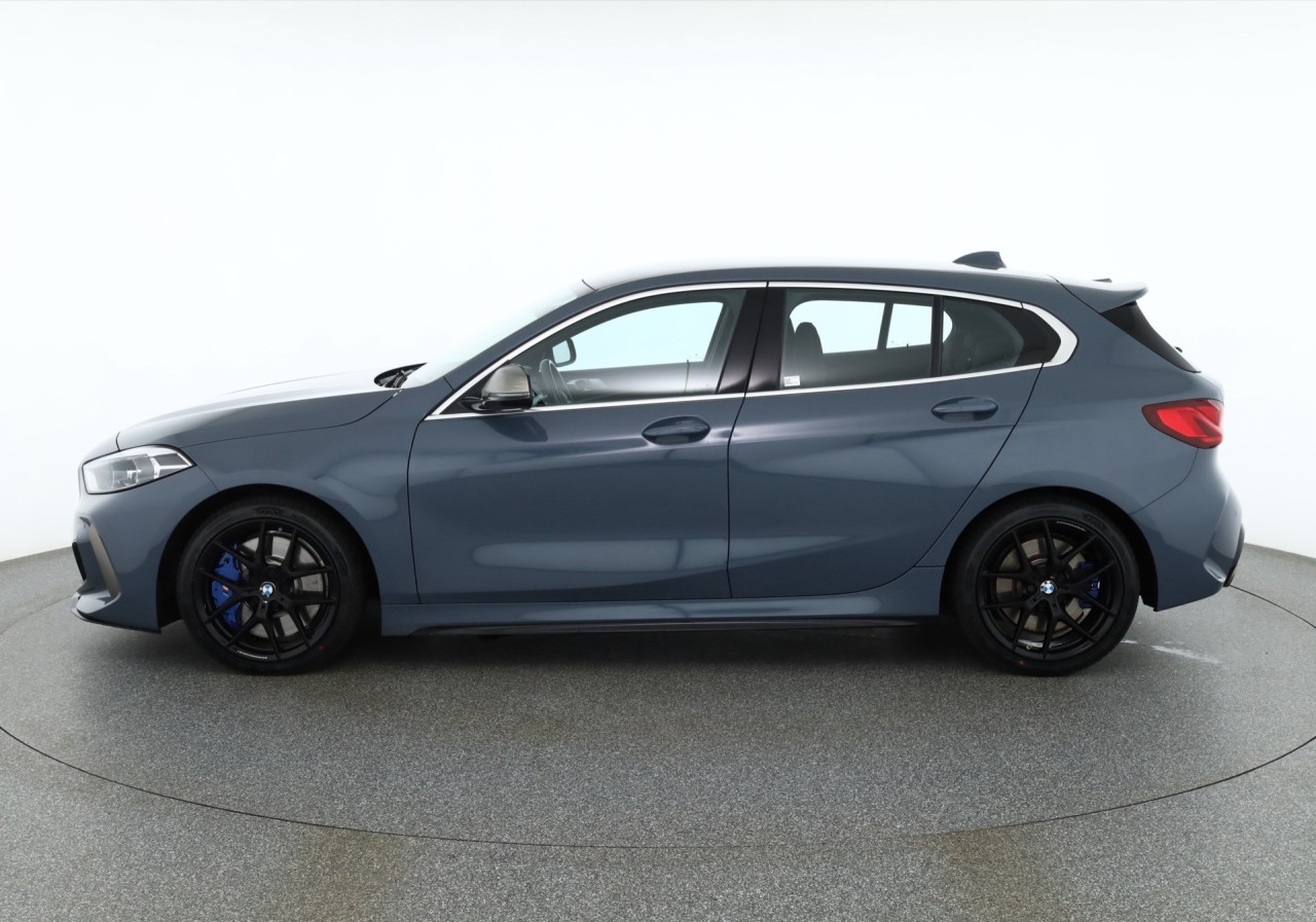 BMW M135 M135i xDrive