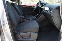 VW Touran 1.5 TSI DSG R-line