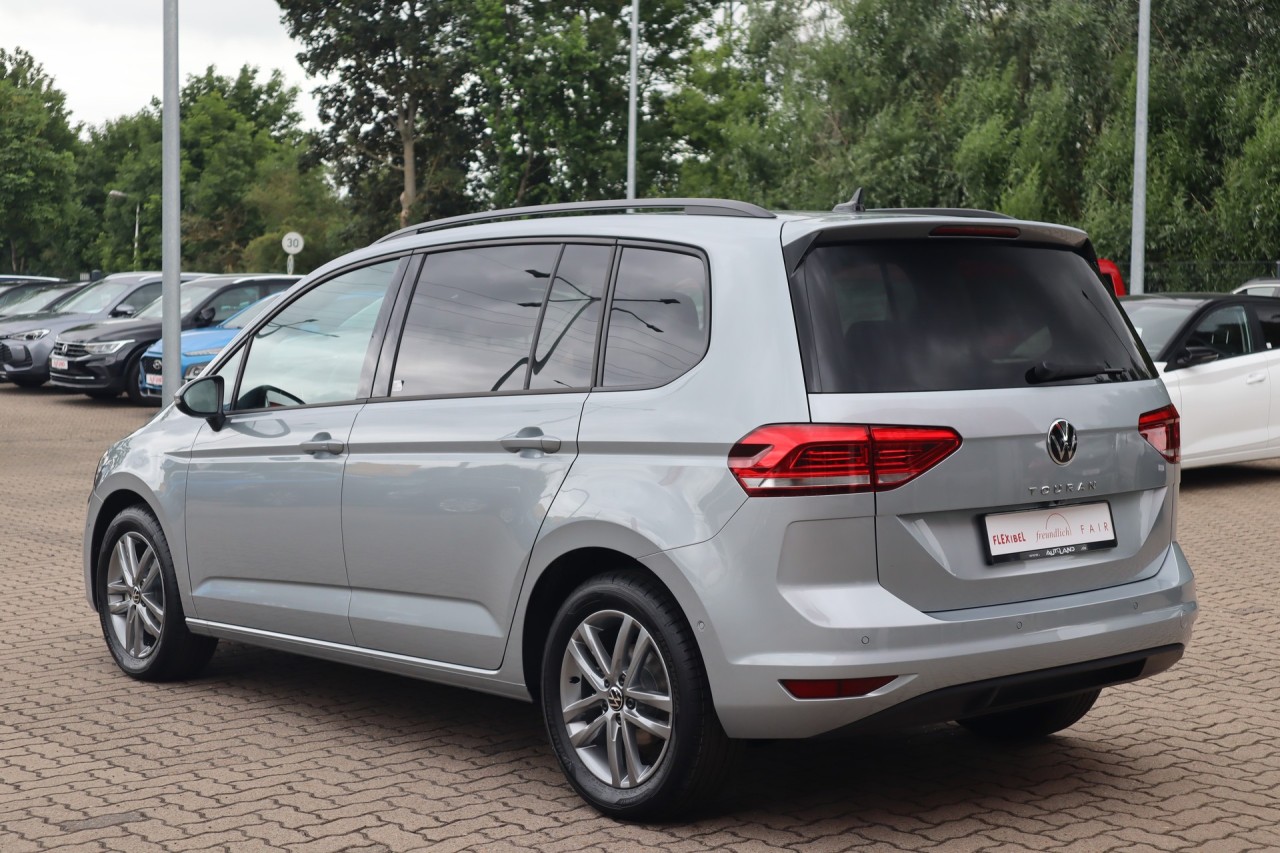 VW Touran 1.5 TSI DSG