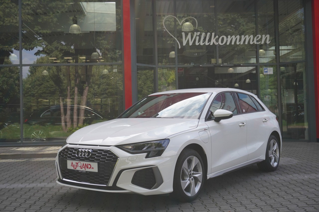 Audi A3 Sportback 40 TFSIe S line