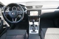 Skoda Superb Combi 2.0 TDI DSG