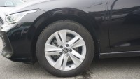 VW Golf VIII Variant 1.5 eTSI Life