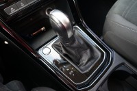 VW Touran 1.5 TSI DSG R-line