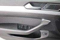 VW Passat Variant 1.5 TSI DSG Business
