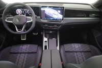 VW Passat Variant R-Line 2.0 TSI DSG