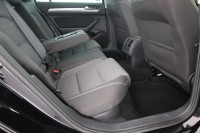 VW Passat Variant 1.5 TSI DSG Business