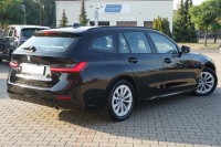 BMW 318 318d Touring Advantage Aut.