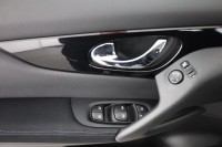 Nissan Qashqai 1.3 DIG-T Shiro