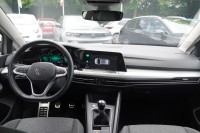 VW Golf VIII Variant 1.0 eTSI DSG