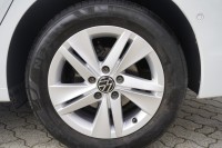 VW Golf VIII Variant 1.5 TSI Life